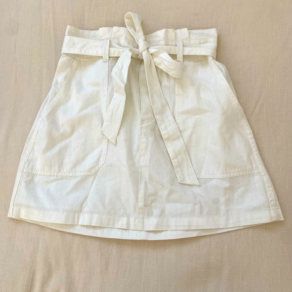 American Eagle paperbag skirt.